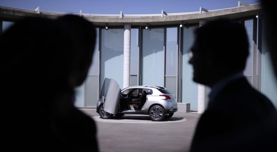  Peugeot HR1 Concept 2010 года  (фото 31 из 125)